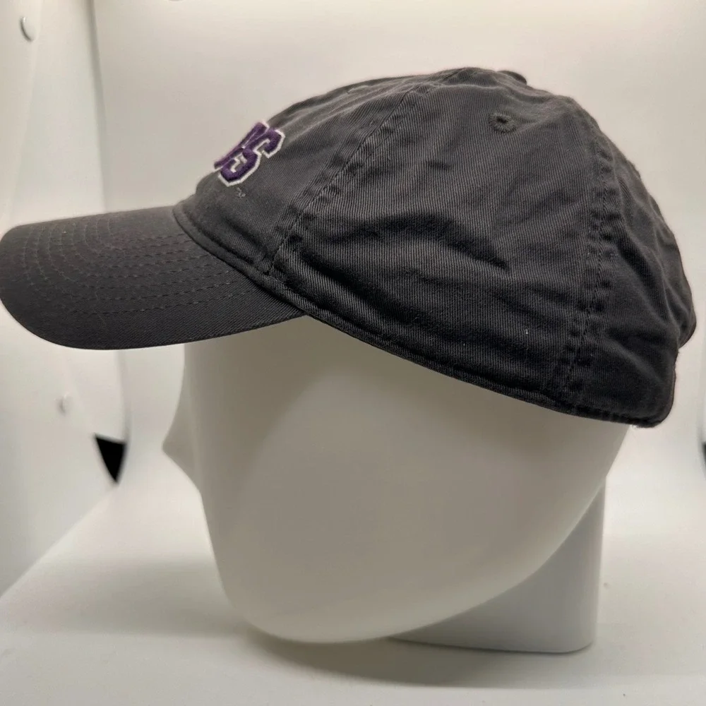 TCU‎ Horned Frogs Baseball Cap Hat Embroidered Purple Logo Adjustable Legacy